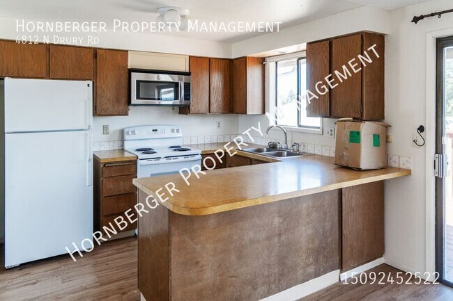 Foto del edificio - 4812 N Drury Rd