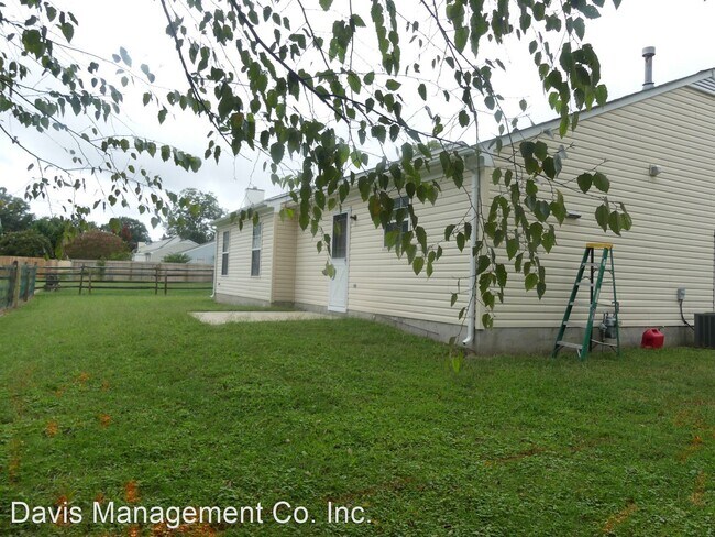 Foto del edificio - 3 br, 2 bath House - 12 Compton Court