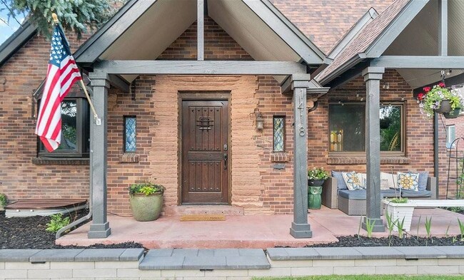 Foto del edificio - 1418 Glencoe St