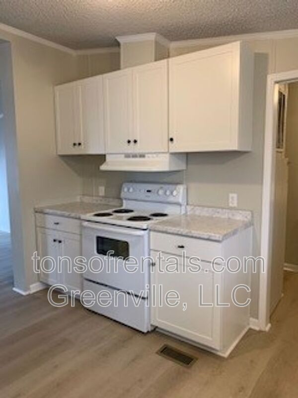 Foto del edificio - 236 Elizabeth Ln