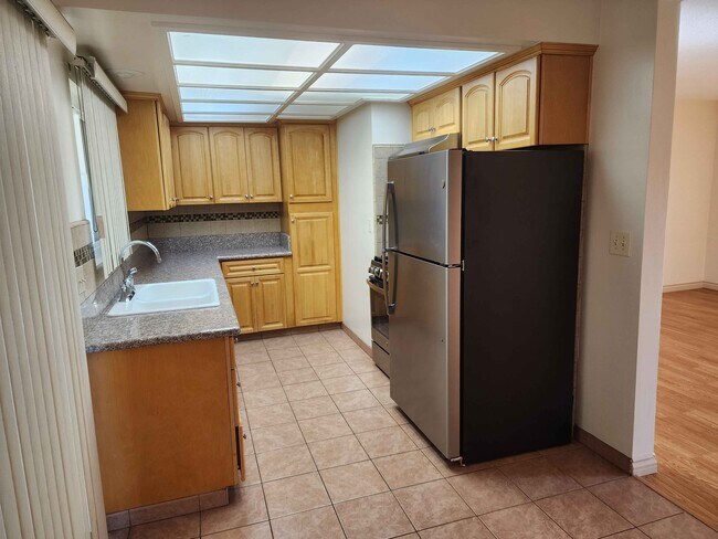 Foto del edificio - 2619 Greenfield Ave