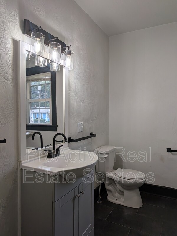 Foto del edificio - 3105 Somme Ave