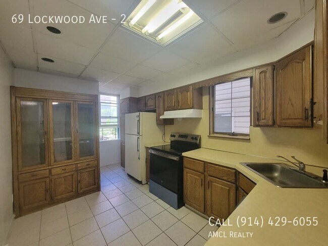 Foto del edificio - 69 Lockwood Ave