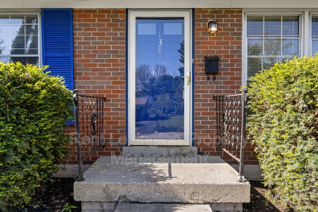 Building Photo - 1138 Gainesway Dr