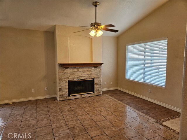 Building Photo - 27070 Hemingway Ct