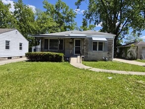 Building Photo - 3707 N Riley Ave