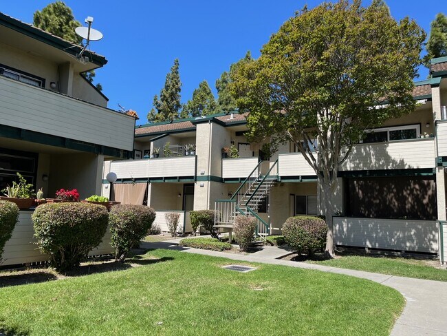 Foto del edificio - 3038 Flint St