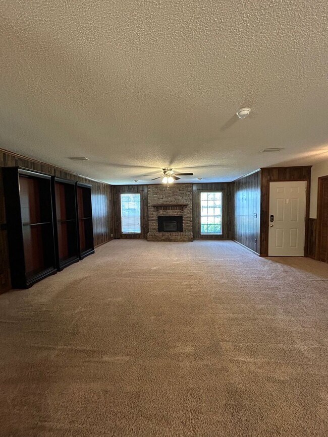 Foto del edificio - East Emerald Drive, Enterprise, AL