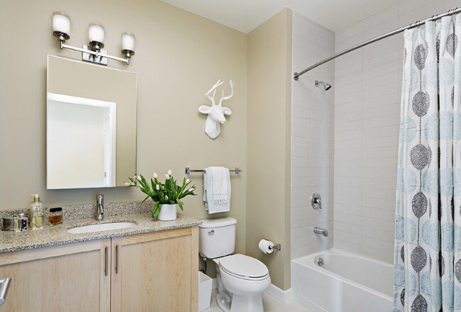 Building Photo - 2 bedroom in Boston MA 02210