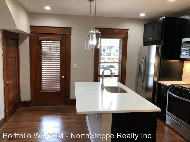 Building Photo - 5 br, 2 bath Apartment - 165 Tompkins