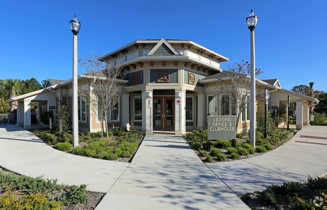 Building Photo - Valencia Grove
