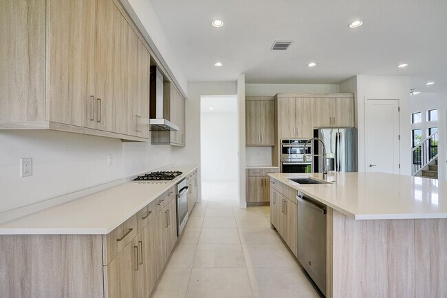 Building Photo - 8125 Crystal Downs Ave