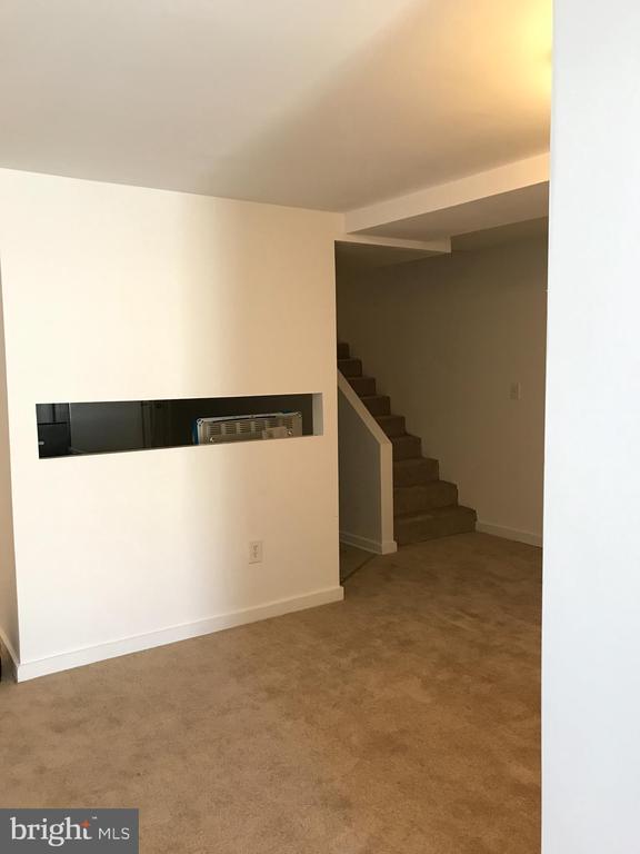 Foto principal - 2441 18th St NW
