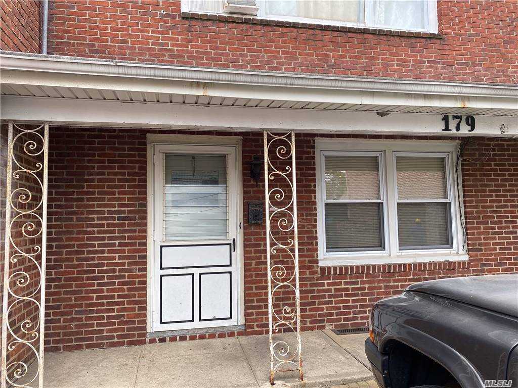 Foto principal - 179 Hillside Avenue