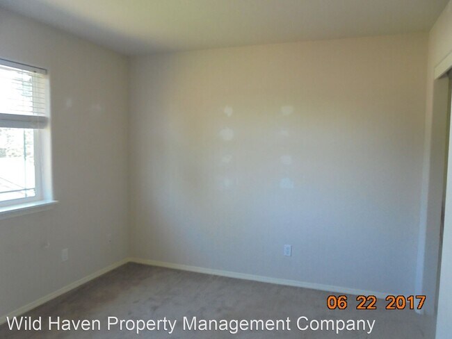 Foto del edificio - 3 br, 2.5 bath House - 1815 NW 23rd St
