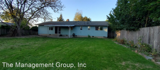 Building Photo - 3 br, 1.5 bath House - 11 NE 10th Street
