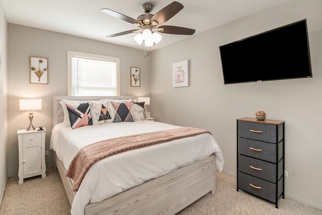 Foto del edificio - 10225 W 151st St