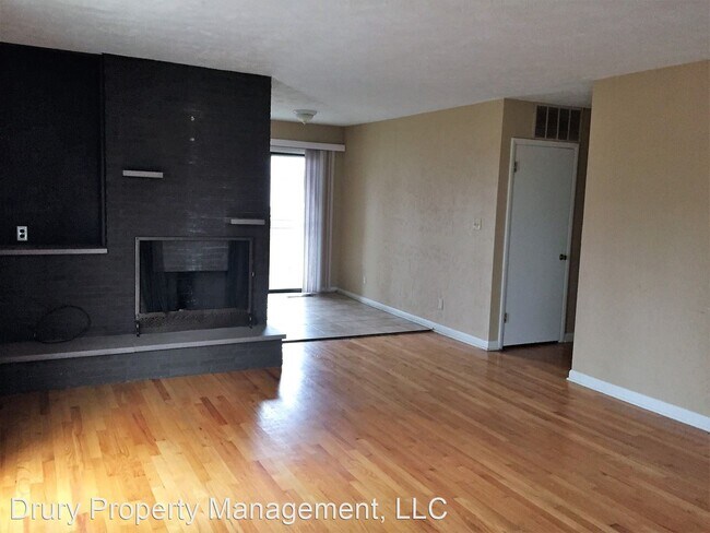 Building Photo - 2 br, 2 bath House - 305 W Kingsbury St