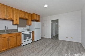 Building Photo - 931 Hikina Ln