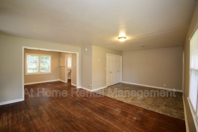 Building Photo - 6268 E Latimer St