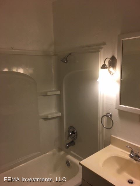 Building Photo - 1 br, 1 bath Apartment - 3570 Pacheco Blvd