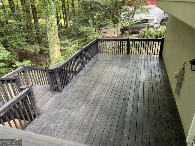 Building Photo - 2091 Ellwyn Dr