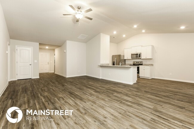 Building Photo - 10 Bounding Ln