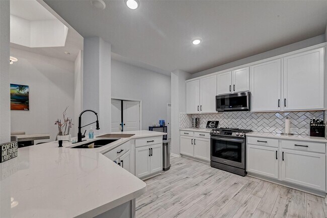 Foto del edificio - 15315 Bellfield Grv Dr