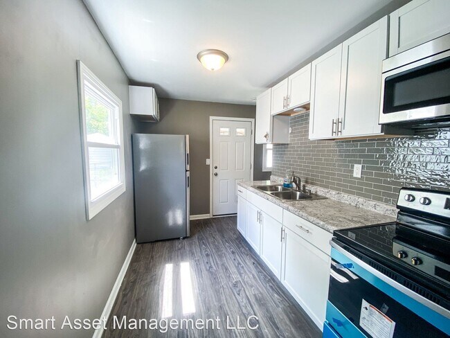 Building Photo - 2 br, 1 bath House - 5237 N 27th Street