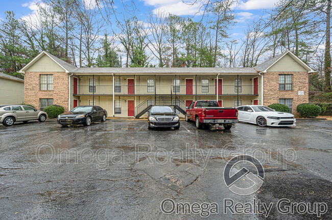 Building Photo - 1801 Carson Rd