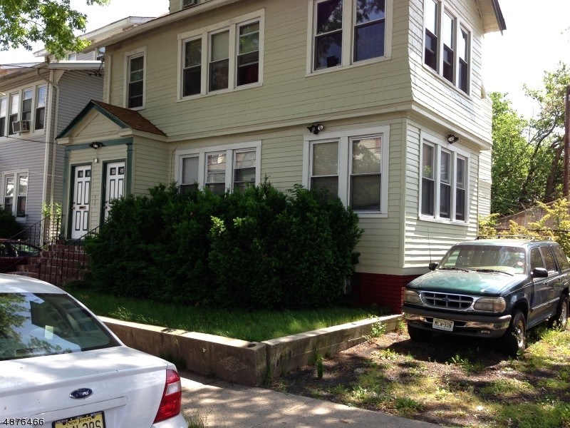Primary Photo - 12 Grand Ave