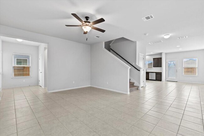 Foto del edificio - 243 Driftwood Ln