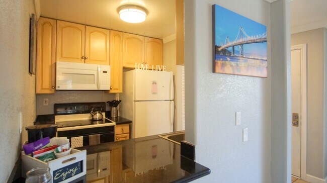 Building Photo - 226 Stonegate Cir