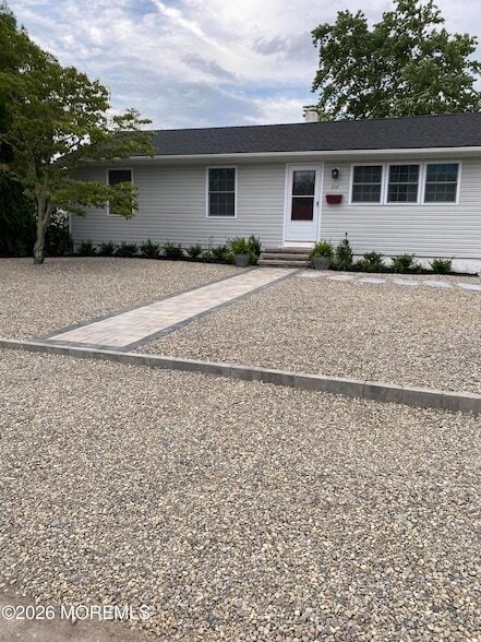 Building Photo - 318 Bellanca Rd