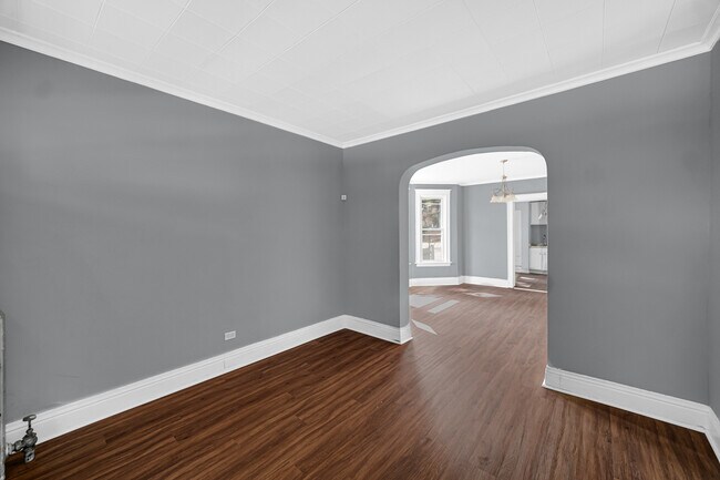 Foto del edificio - 72 E 136th St