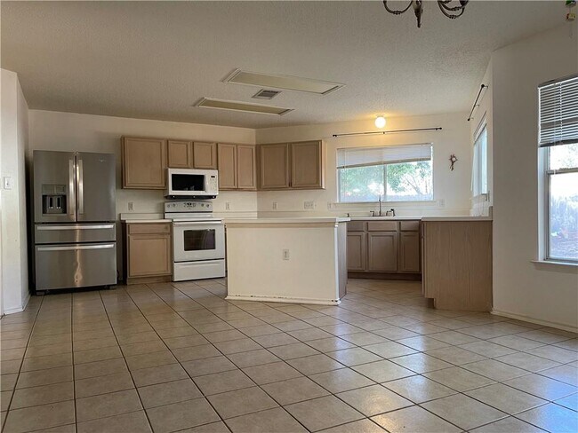 Foto del edificio - 1307 Rosie Ln