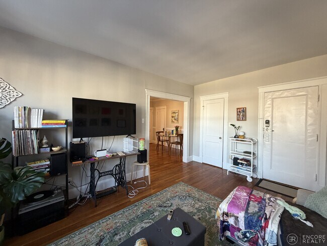 Foto del edificio - 23 Gray St