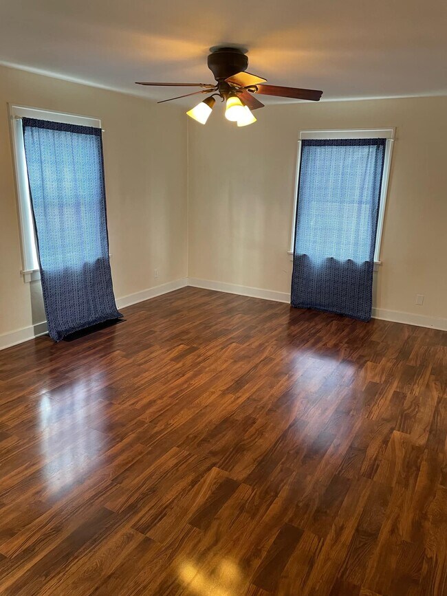 466 Washington St, Forsyth, IL 62535 House Rental in Forsyth, IL