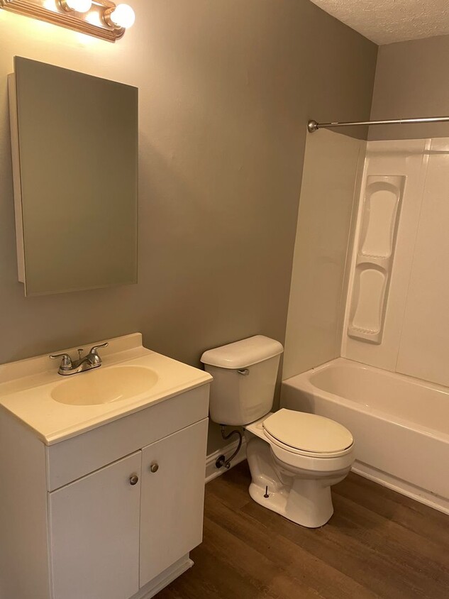 Primary Photo - Nice 1 bedroom 1 bath apartment