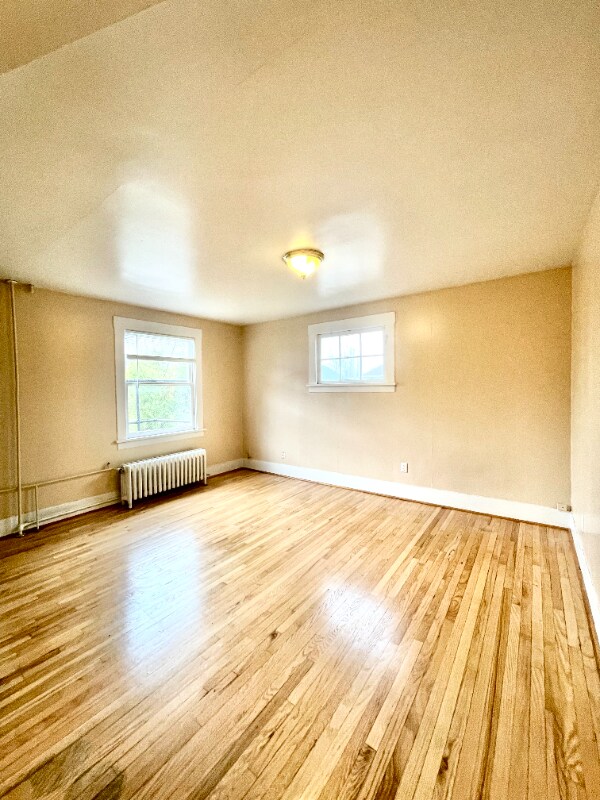 Foto del edificio - 901 N M St