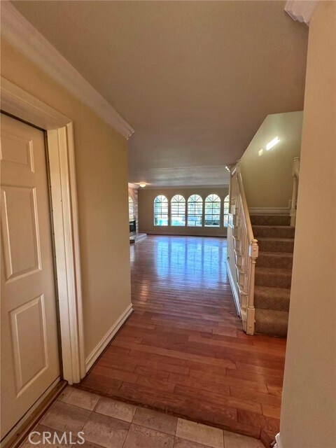 Foto del edificio - 1126 Highland Oaks Dr