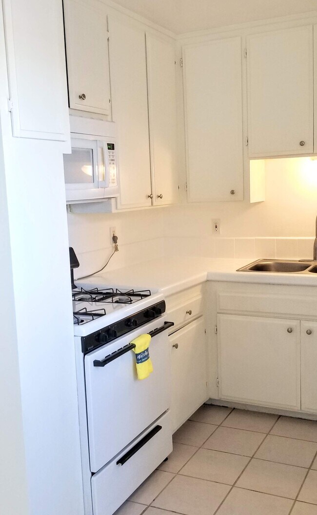 Foto del edificio - 4450 Boundary St
