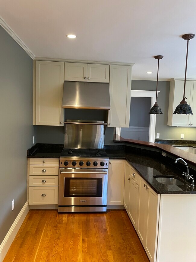 Foto del edificio - 36 Gerald Rd