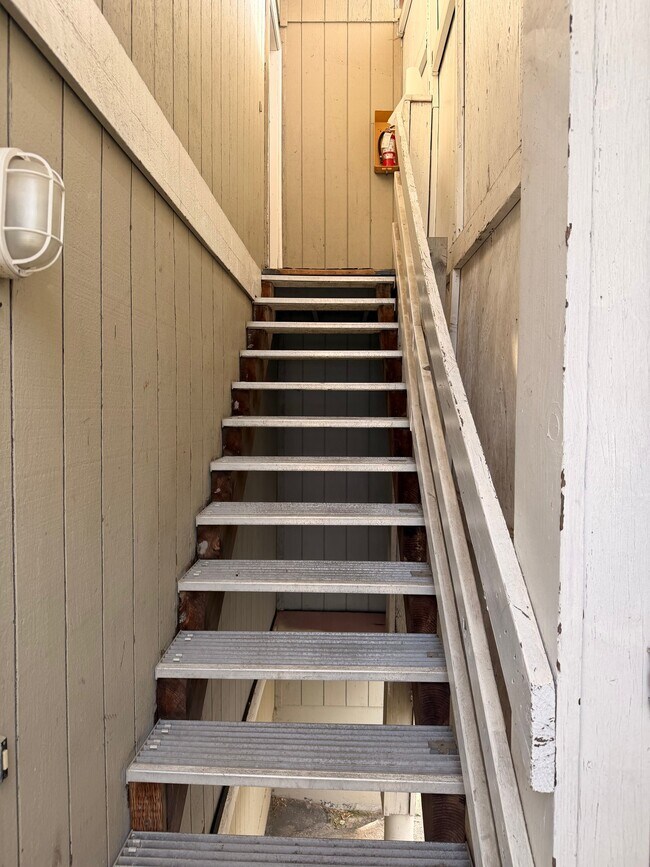 Foto del edificio - 10836 1st Ave SW
