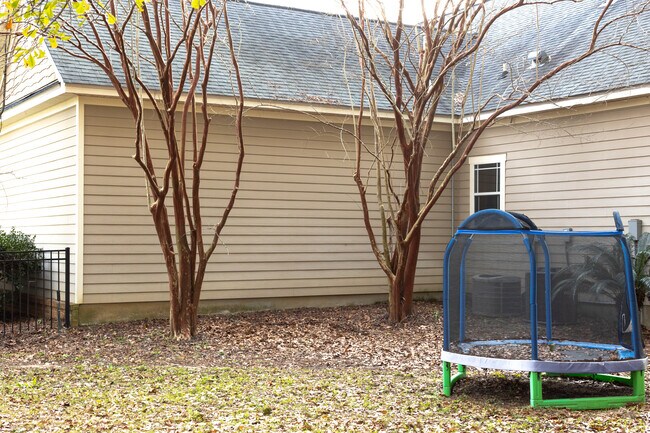 Building Photo - 318 Meridian Ridge Ct