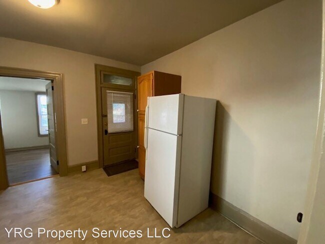 Foto del edificio - 3 br, 1 bath House - 124 N. George St.