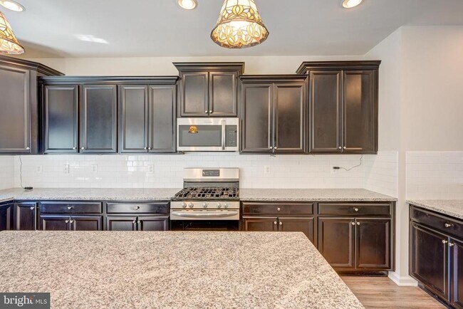 Foto del edificio - 1317 Hawthorn Dr