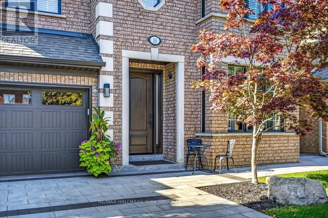 Photo du bâtiment - 16 Woodland Trail Ct