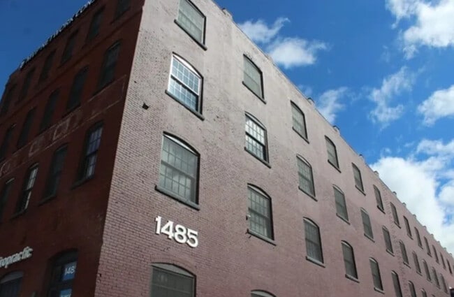 Building Photo - The Dorian