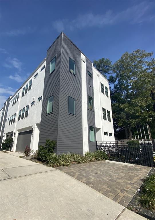 834 Fisher St, Houston, TX 77018 House Rental in Houston, TX